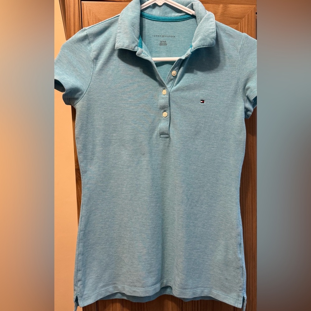 Tommy Hilfiger Women's Blue Polo Shirt, XS size, Slim fit